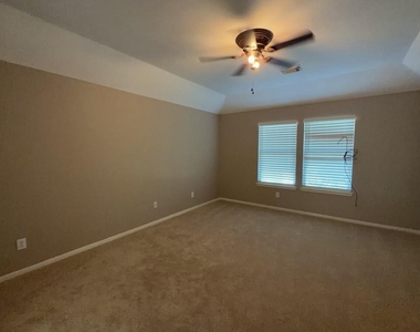 2530 Chatford Hollow Lane - Photo Thumbnail 9
