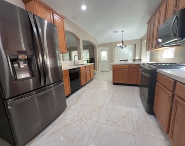 2530 Chatford Hollow Lane - Photo Thumbnail 5