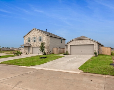 207 Farray Forest Lane - Photo Thumbnail 1