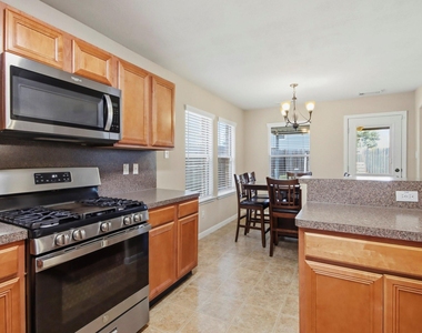 25450 Barmby Drive - Photo Thumbnail 6
