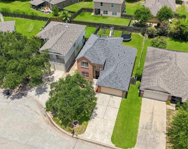 25450 Barmby Drive - Photo Thumbnail 34