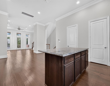 6610 Toledo Street - Photo Thumbnail 8