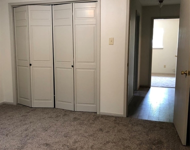 303 Dogwood Street - Photo Thumbnail 19