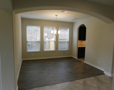25614 British Pine Court - Photo Thumbnail 4