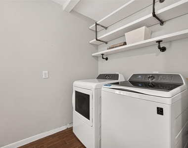 5454 Creekbend Drive - Photo Thumbnail 39