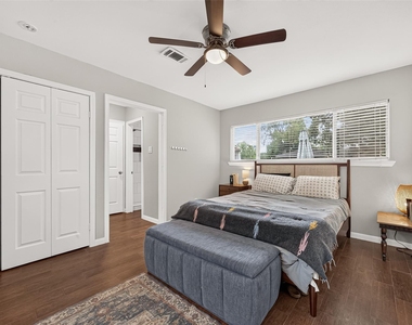 5454 Creekbend Drive - Photo Thumbnail 27