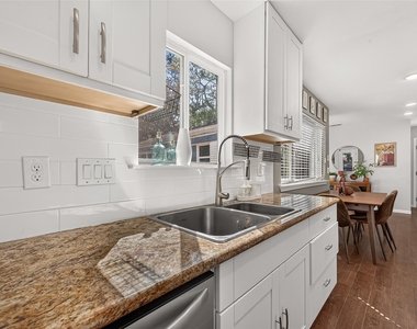 5454 Creekbend Drive - Photo Thumbnail 23