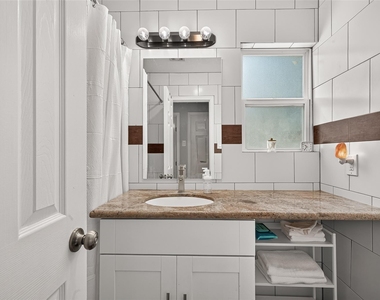 5454 Creekbend Drive - Photo Thumbnail 37
