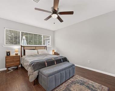 5454 Creekbend Drive - Photo Thumbnail 26