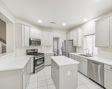 20439 Concord Hill Drive - Photo Thumbnail 13