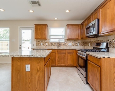 8438 Resada Park Lane - Photo Thumbnail 13