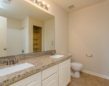 8438 Resada Park Lane - Photo Thumbnail 23