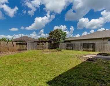8438 Resada Park Lane - Photo Thumbnail 25