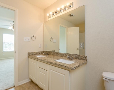 8438 Resada Park Lane - Photo Thumbnail 24