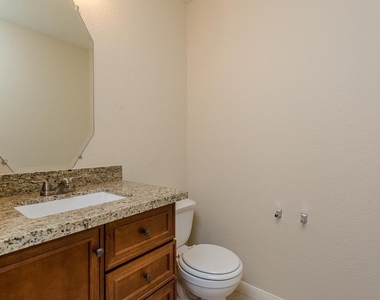 8438 Resada Park Lane - Photo Thumbnail 7