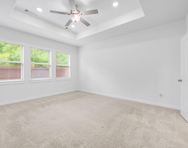 21647 Alberta Forest Circle - Photo Thumbnail 11