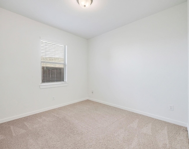 21647 Alberta Forest Circle - Photo Thumbnail 19