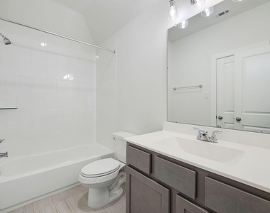 21647 Alberta Forest Circle - Photo Thumbnail 23