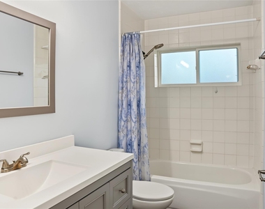 3603 Wild Berry Court - Photo Thumbnail 23