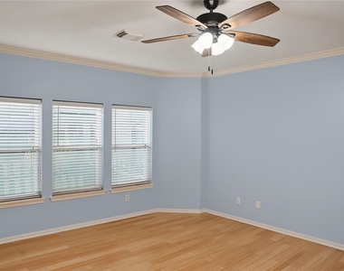 3603 Wild Berry Court - Photo Thumbnail 13