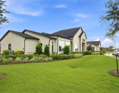 3014 Liams Tower Ln - Photo Thumbnail 16