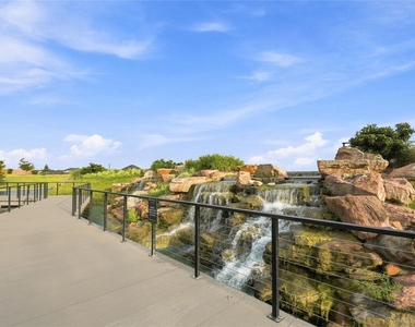 3014 Liams Tower Ln - Photo Thumbnail 20