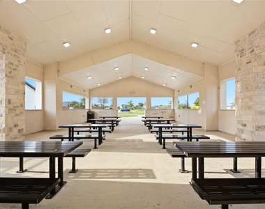 3014 Liams Tower Ln - Photo Thumbnail 14