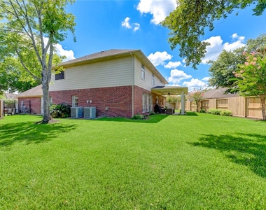 3211 Hickory Grove Lane - Photo Thumbnail 28