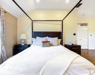 3211 Hickory Grove Lane - Photo Thumbnail 20
