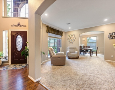 3211 Hickory Grove Lane - Photo Thumbnail 16