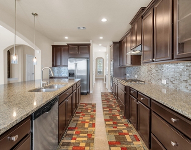 18607 Pelham Grove Lane - Photo Thumbnail 11