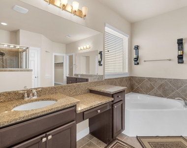 18607 Pelham Grove Lane - Photo Thumbnail 20