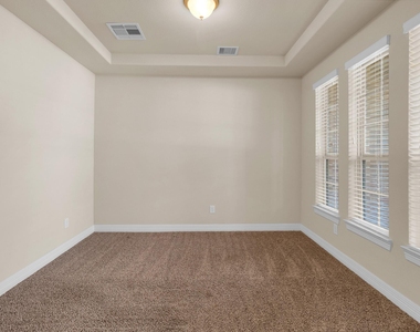18607 Pelham Grove Lane - Photo Thumbnail 16