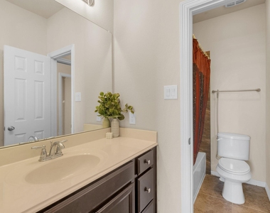 18607 Pelham Grove Lane - Photo Thumbnail 37