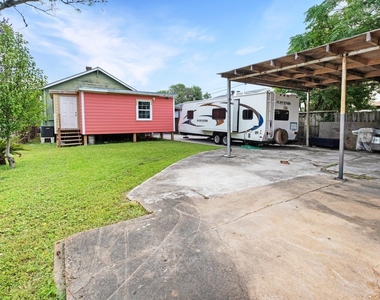 4409 Avenue K - Photo Thumbnail 22