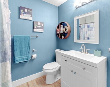 4409 Avenue K - Photo Thumbnail 21