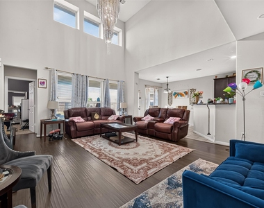 21602 Crainfeld Drive - Photo Thumbnail 13