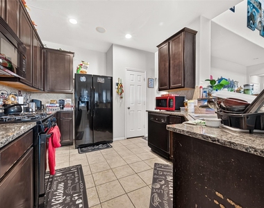 21602 Crainfeld Drive - Photo Thumbnail 16