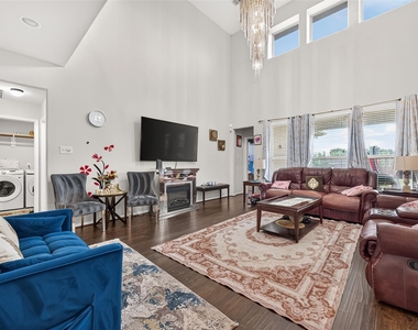 21602 Crainfeld Drive - Photo Thumbnail 12