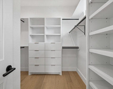 1220 Gregg Street - Photo Thumbnail 17