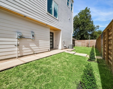 1220 Gregg Street - Photo Thumbnail 26