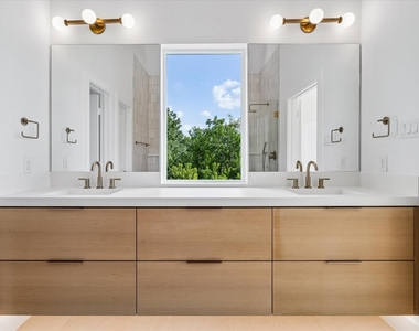 1220 Gregg Street - Photo Thumbnail 19