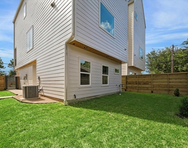 1220 Gregg Street - Photo Thumbnail 29