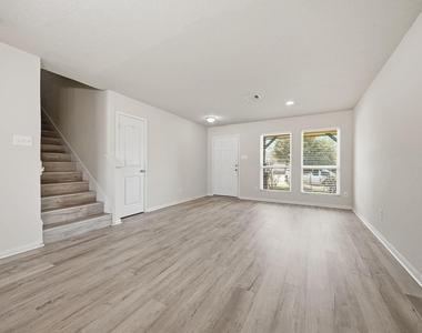 1031 Carolina Wren Circle - Photo Thumbnail 3