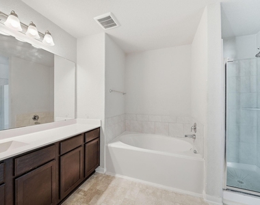 1031 Carolina Wren Circle - Photo Thumbnail 18