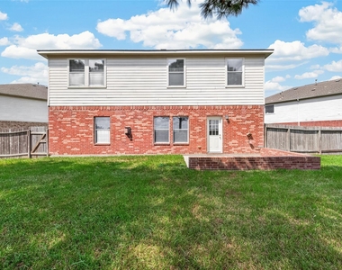 611 Blue Oasis Court - Photo Thumbnail 47