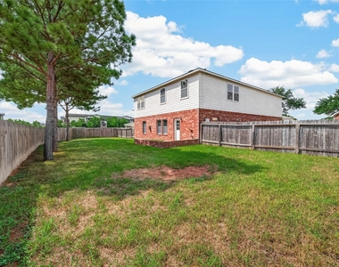 611 Blue Oasis Court - Photo Thumbnail 46