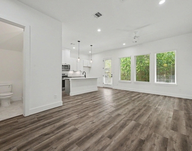 5734 White Magnolia Street - Photo Thumbnail 3