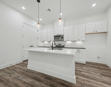 5734 White Magnolia Street - Photo Thumbnail 6