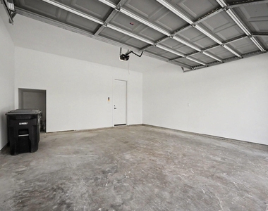 5734 White Magnolia Street - Photo Thumbnail 24
